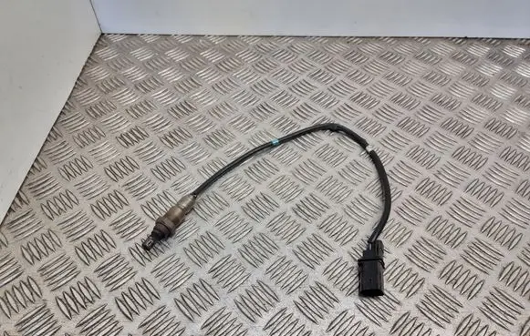 Volkswagen Touran III Lambda probe sensor 04L906262M