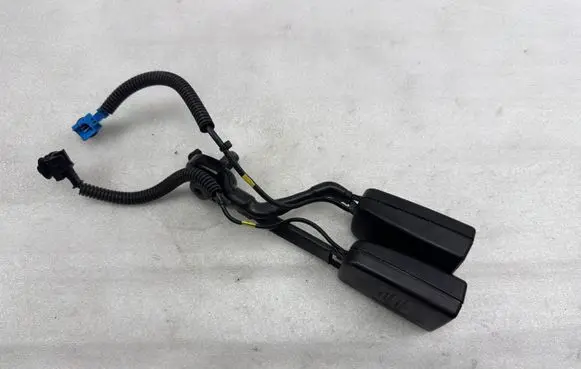 Mercedes-Benz S W222 Rear seatbelt buckle A2228600869