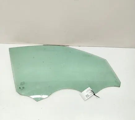 Peugeot 2008 II Front door window glass four-door 9820835180