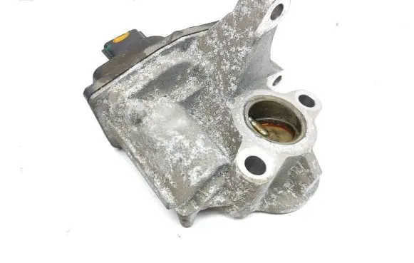 Renault Trafic III (X82) EGR valve 147102408R EB2440010 VN1501000481