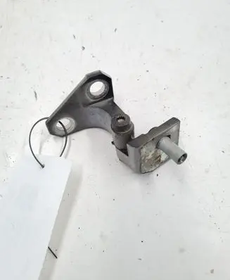 Volkswagen Golf VI Front door upper hinge 1K0831402M