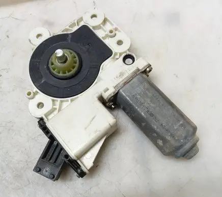 Opel Vectra C Rear door window regulator motor 106155102 20074639