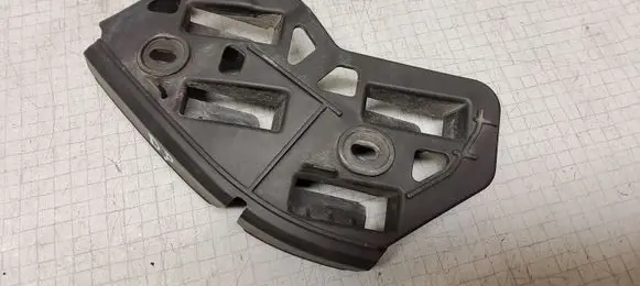 Volkswagen Polo IV 9N3 Front bumper mounting bracket 6Q0807184A