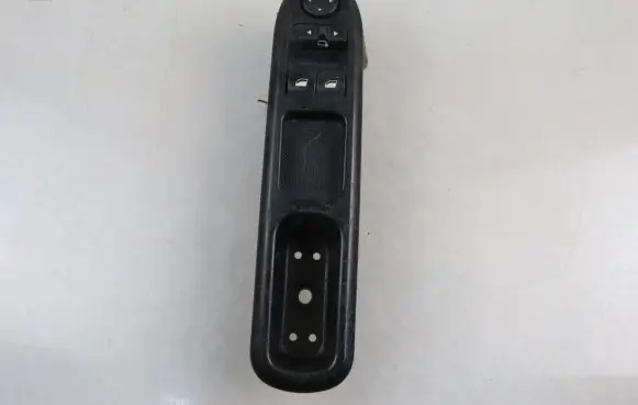 Peugeot 407 Electric window control switch 96468705XT