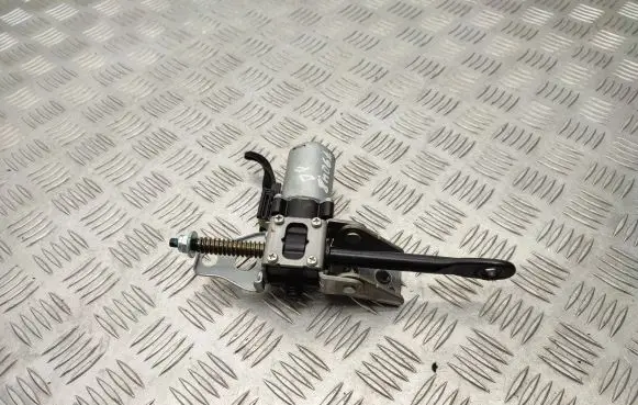 Hyundai i40 Seat adjustment motor 886813X003
