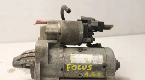 Ford Focus Starter motor AV6N11000GB