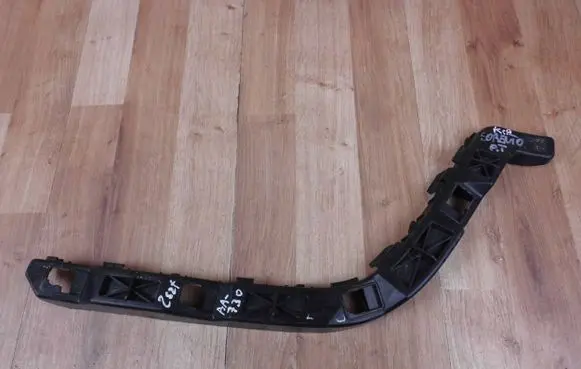 KIA Sorento Rear bumper mounting bracket 86662C5000