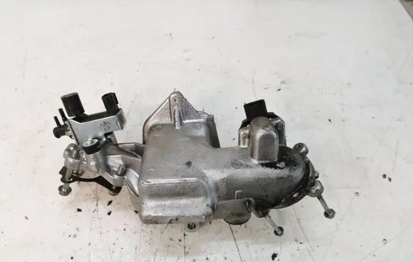 Subaru Outback Intake resonator 