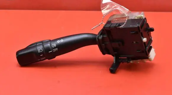 Toyota Avensis Verso Headlight wiper switch 173650A