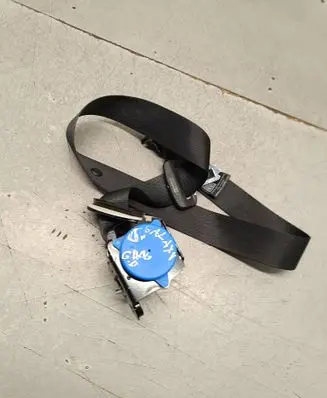 Ford Galaxy Rear seatbelt 1015747