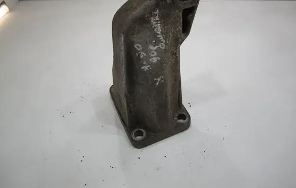 Audi 80 90 S2 B4 Rear differential/diff mount bracket 893599131