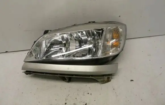 Opel Zafira B Headlight/headlamp
