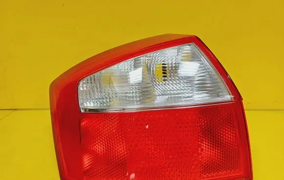 Rear/tail lights