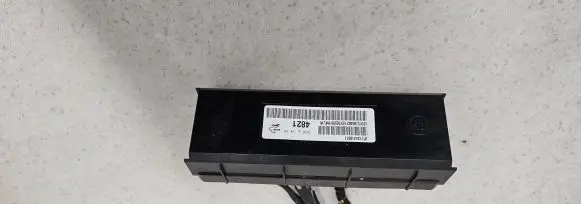 Opel Insignia A Fuse module P13574821 384821870228HMLW