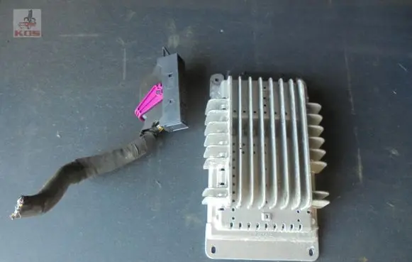 Maserati Quattroporte Sound amplifier 447009