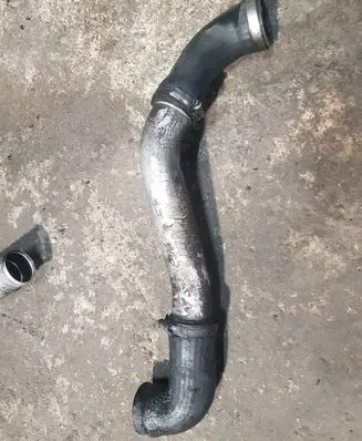 BMW 5 E39 Intercooler hose/pipe