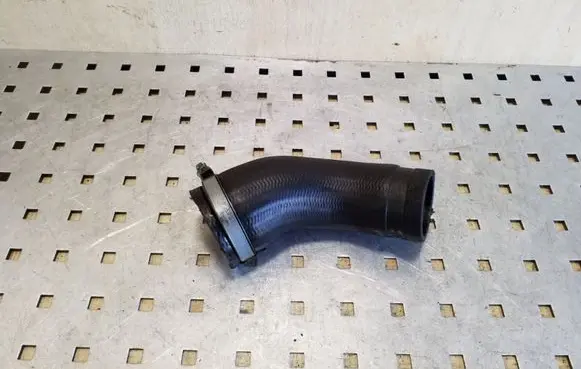 Intercooler hose/pipe
