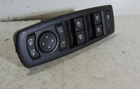 Renault Laguna III Headlight level height control switch