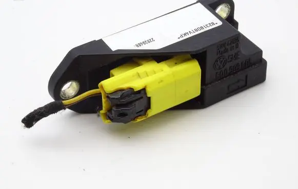 Volkswagen PASSAT B5.5 Airbag deployment crash/impact sensor 6Q0909606
