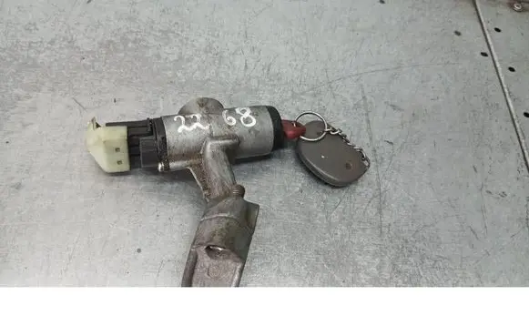 Nissan Primera Ignition lock