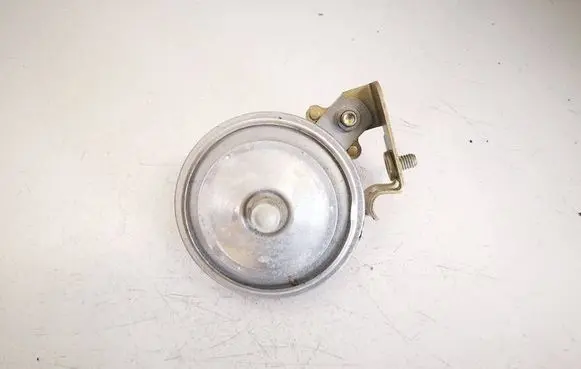Volkswagen PASSAT B5 Horn signal 4a0951113