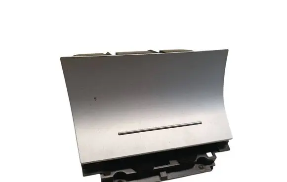 Skoda Octavia Mk2 (1Z) Car ashtray 1Z1863077A 1Z1857962B