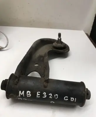 Mercedes-Benz E W210 Front lower control arm/wishbone