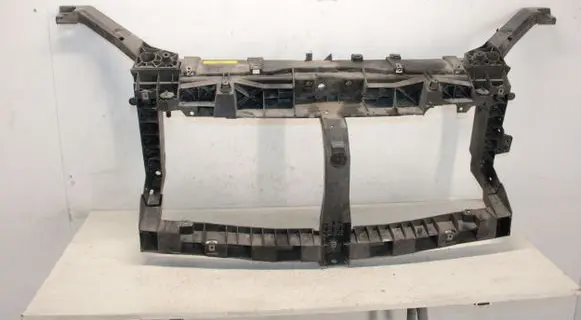Opel Vivaro Radiator support slam panel 93868911