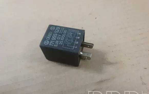 Volkswagen Golf I Other relay 171955529 RELAY20