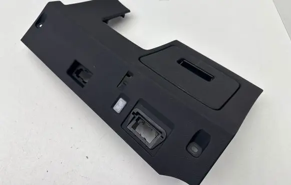 Audi Q3 F3 Dashboard lower bottom trim panel 83C863075