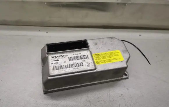Volvo XC90 Airbag control unit/module 0285001654 P30737501