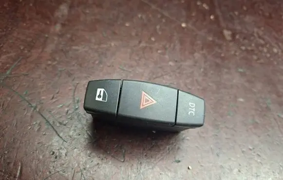 Hazard light switch