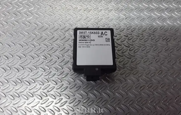 Ford Focus Aerial antenna amplifier 3M5T15K602