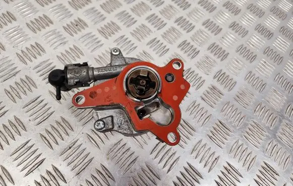 Renault Laguna II Vacuum pump 8200376925