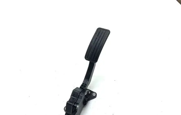 Subaru Outback (BS) Accelerator throttle pedal 36010AL040 1988009441