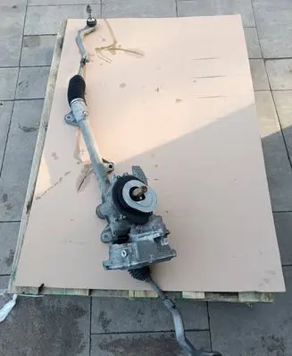 BMW X1 F48 F49 Steering rack 6885887