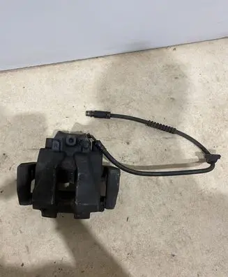 BMW X3 F25 Front brake caliper 28328 7236 7031236026