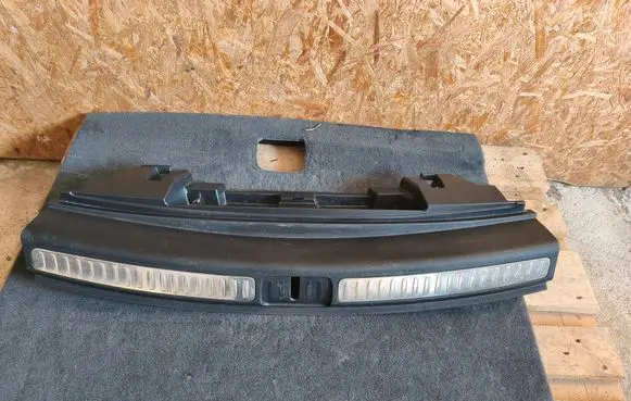 Porsche Macan (95B) Trunk/boot sill cover protection 95B864483J