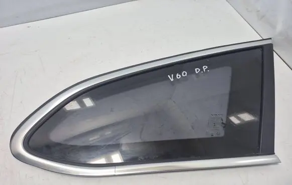 Volvo V60 Rear side window 31385441