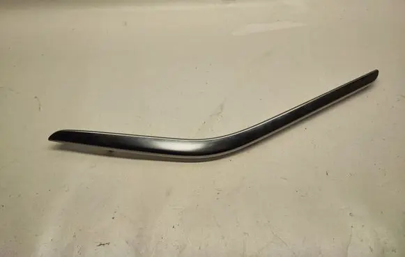 Mercedes-Benz GLA W156 Front door card panel trim A1767201022