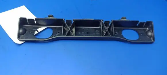 Mercedes-Benz S W221 Fender mounting bracket A2216980162