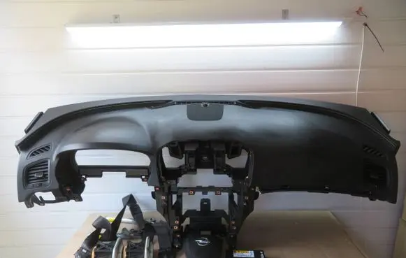 Opel Insignia A Radio/GPS head unit trim 13270401 608323500 366398980