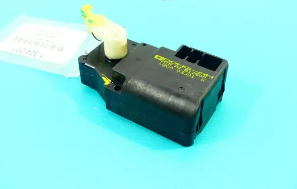 Daewoo Evanda A/C air flow flap actuator/motor V20003J01K IMPRK1324277