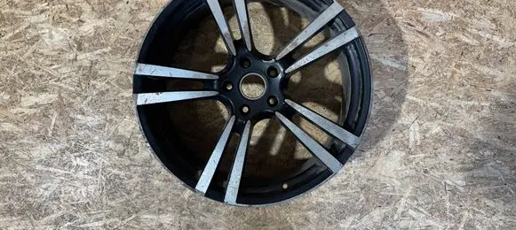 Porsche Cayenne (92A) R22 alloy rim B003611