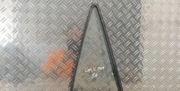 Toyota Corolla Verso E121 Rear vent window glass 43R005834