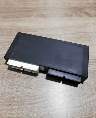 BMW 5 E34 Comfort/convenience module 1379741