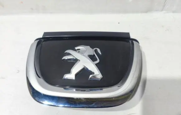 Peugeot RCZ Manufacturer badge logo/emblem YM21607780