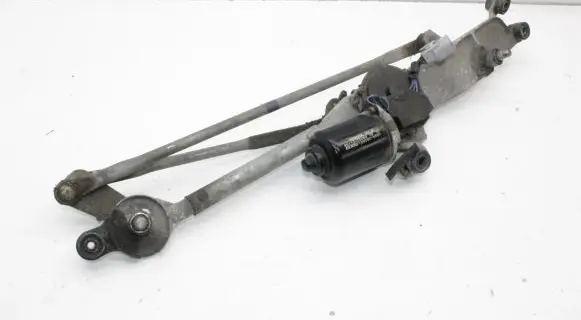 Lexus SC 300 - 400 Front wiper linkage and motor 8511024090