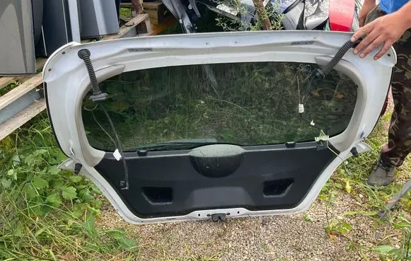 Peugeot 207 CC Tailgate/trunk/boot lid
