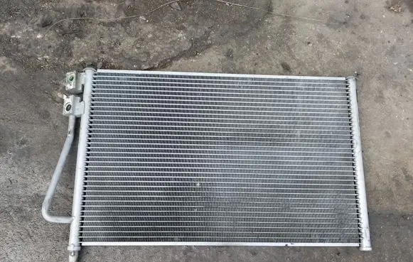Ford Fiesta A/C cooling radiator (condenser) 19B26516